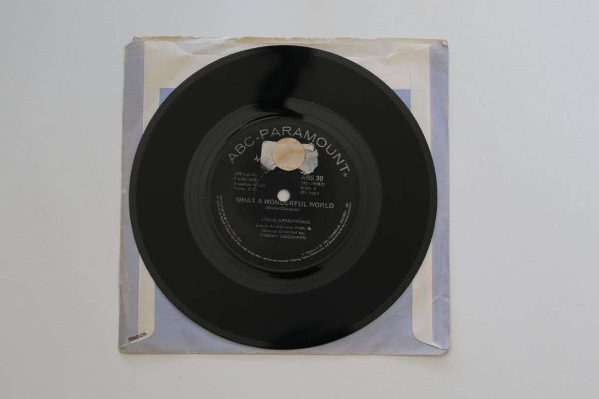 Louis Armstrong - Cabaret / What A Wonderful World (7") (VG/Gen)