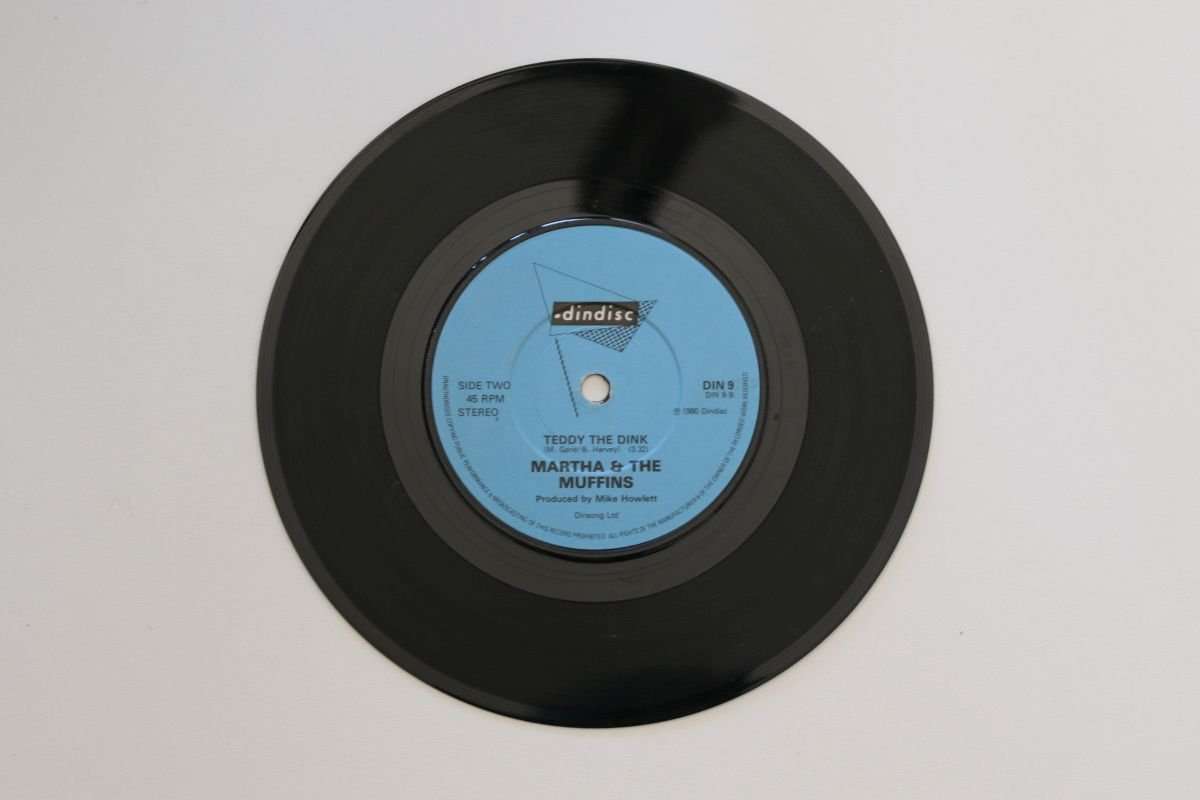 Martha & The Muffins - Echo Beach (7") (VG/No Cover)