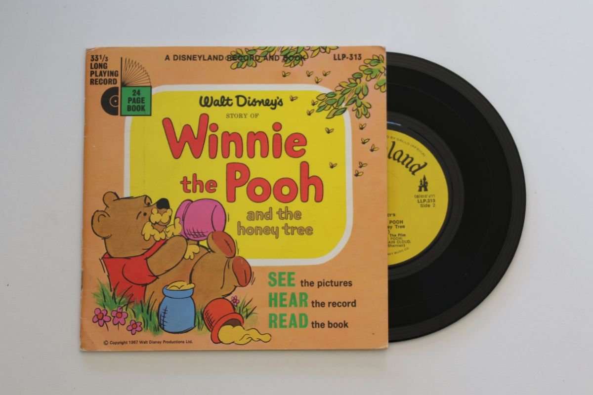 Walt Disney's Story of Winnie The Pooh and The Honey Tree (7")(VG)