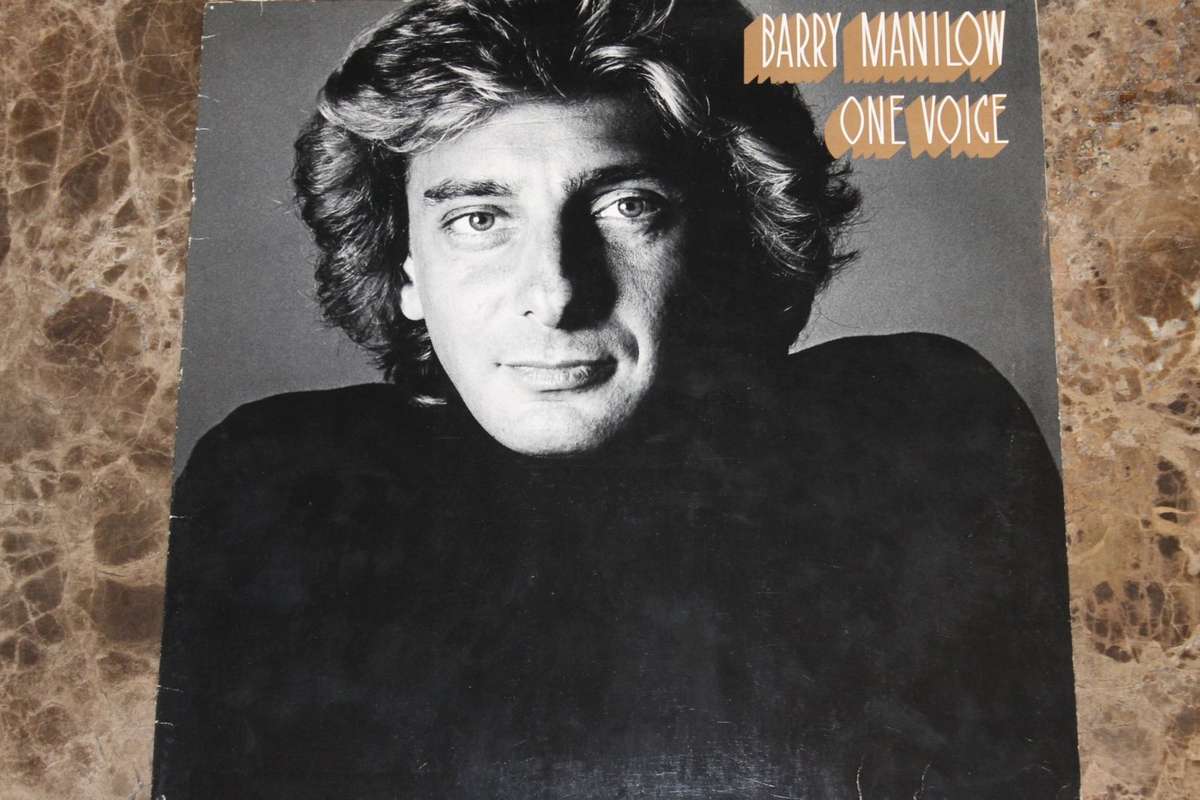 Barry Manilow - One Voice (VG/G+)