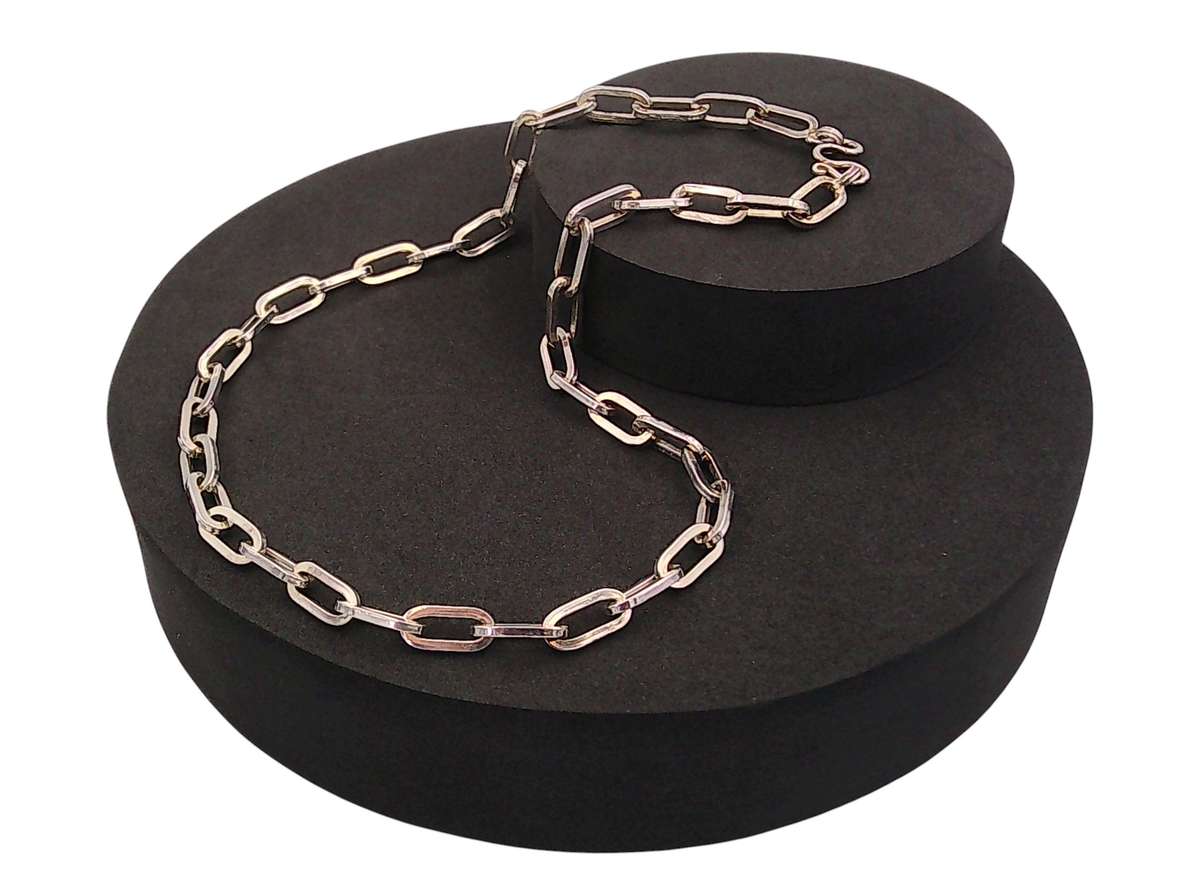 Oval link necklace