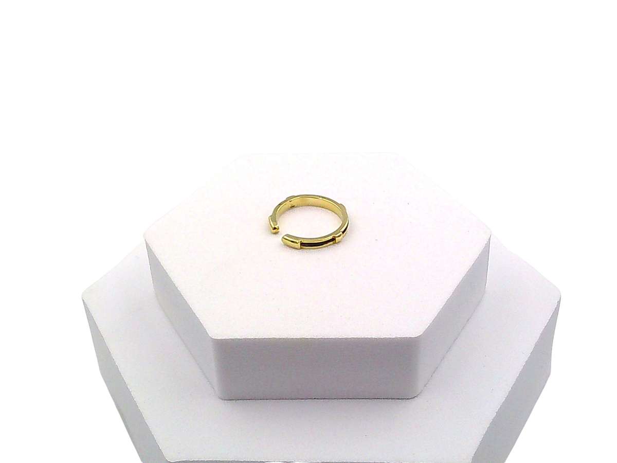 Ring with elephant hair