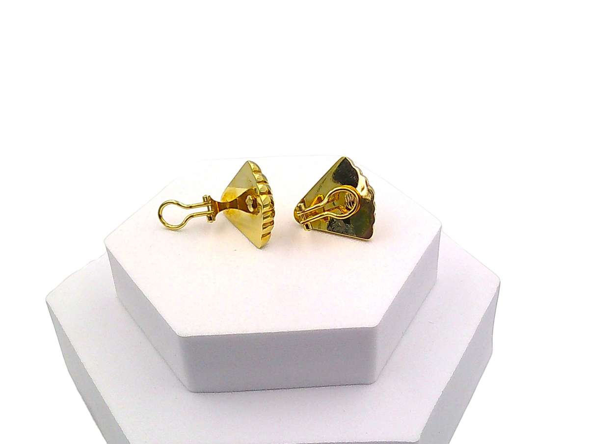 Chunky triangular earrings