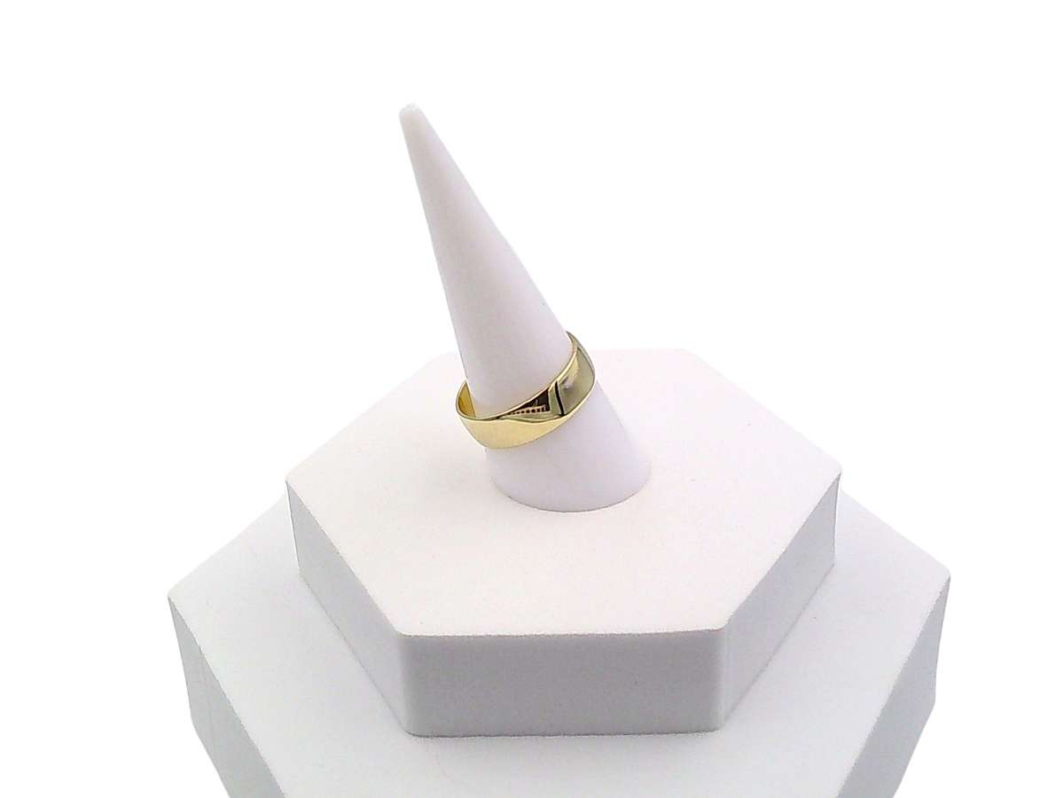 Wedding band