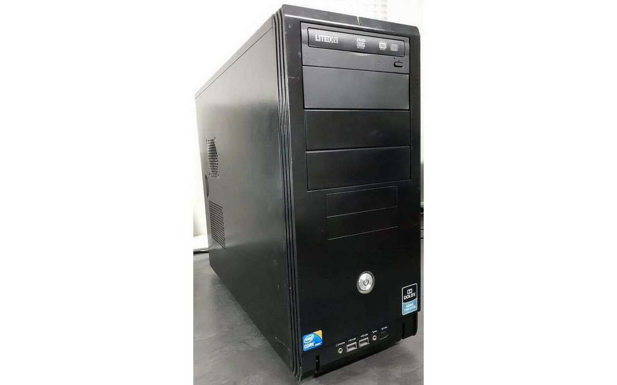 Intel core i5-650 @ 3.2ghz | 4GB DDR3  | 500gb HDD | Windows 7 Ultimate