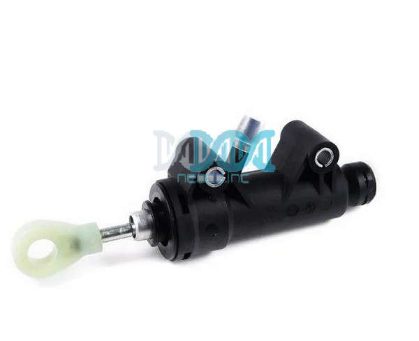Clutch Master Cylinder  Bmw E46/90/81/87/E39