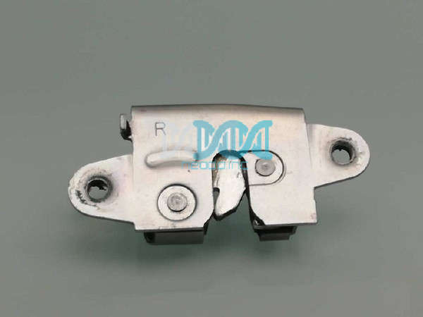 Tailgate Lock Mechanism Right Hand For Toyota Hilux 2005-2014