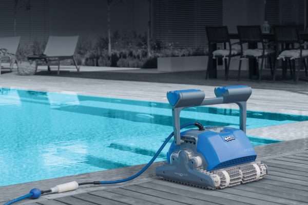 ROBOTIC POOL CLEANER DOLPHIN M500i CB (MARBELITE POOLS)