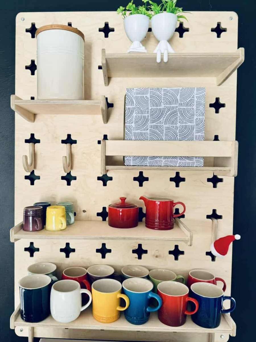 Pegboard - Medium, Birch Plywood, 5 Shelves - CHARLO