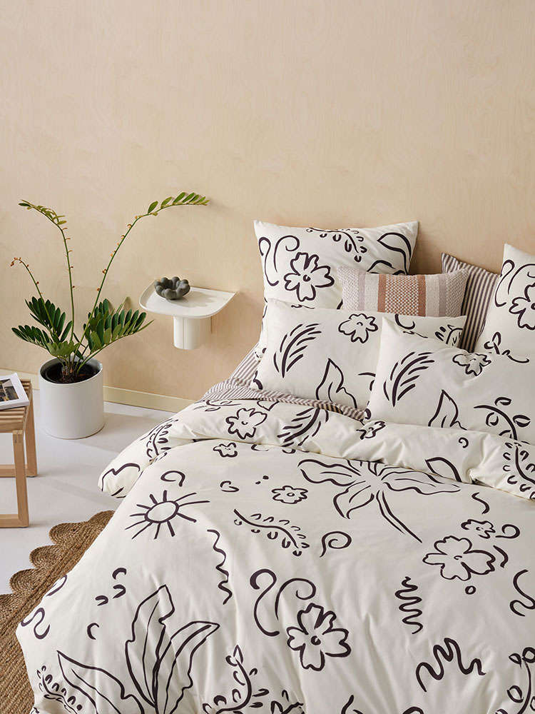 Kenzi Vanilla Duvet Cover Set