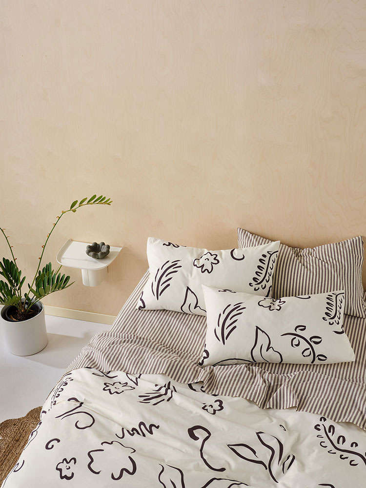 Kenzi Vanilla Duvet Cover Set