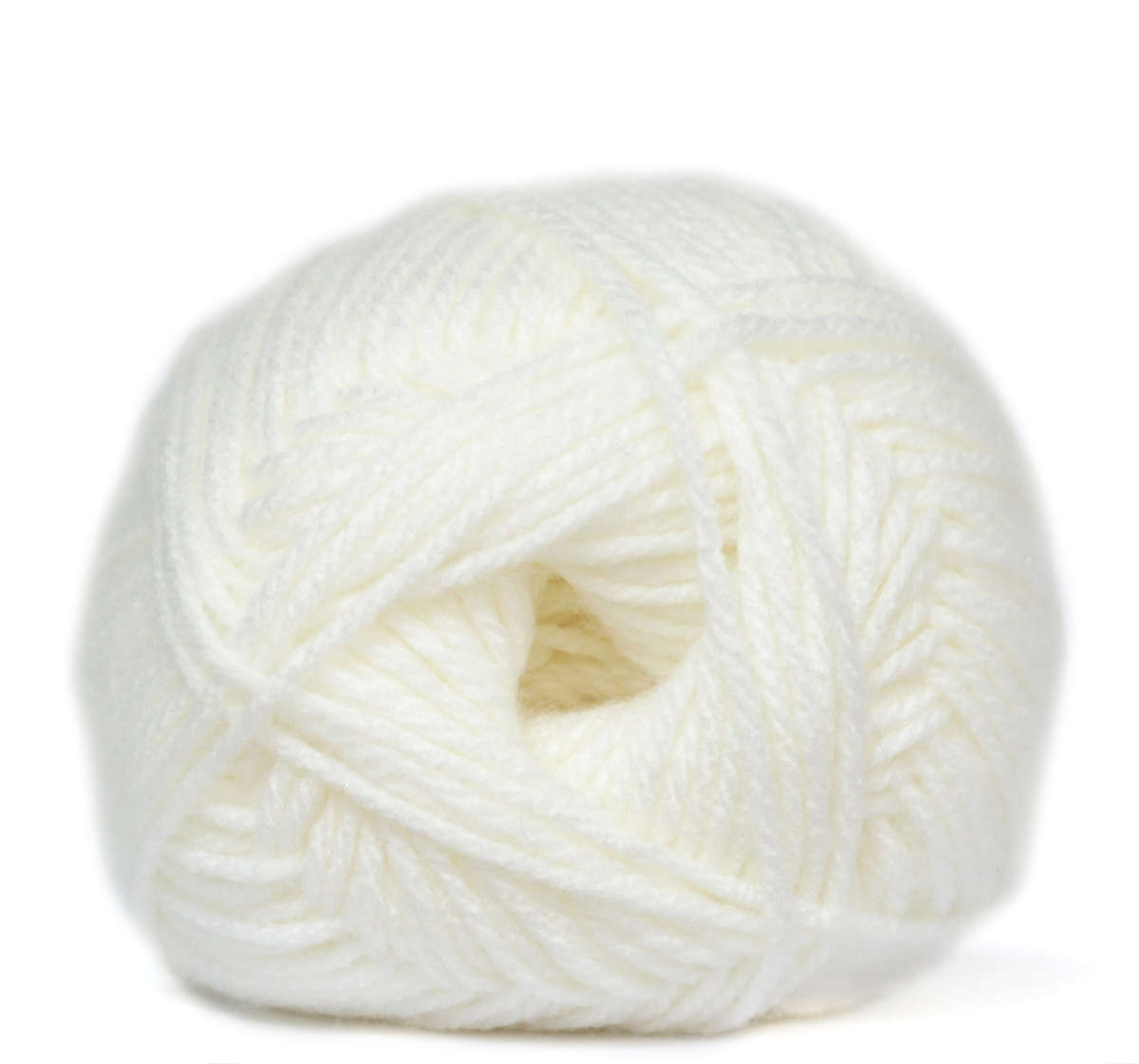 Elle Pullskein Double Knit 100g- 105 Porcelain