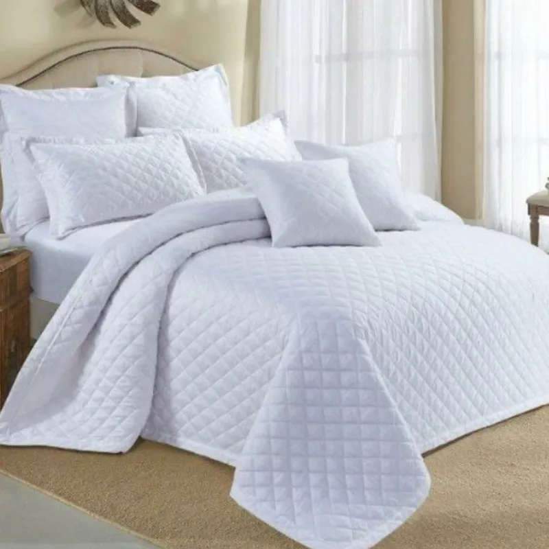 Fashionable 5 Piece of Bedspreads / White