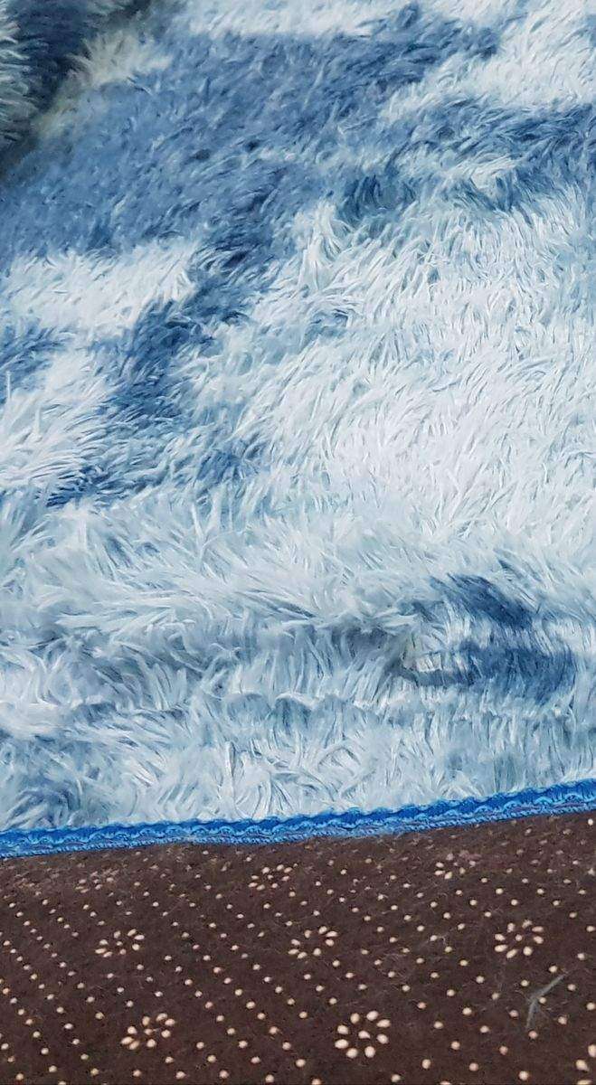 SMTE Large Premium Fluffy Carpet/Rug - Blue Mix with keychain