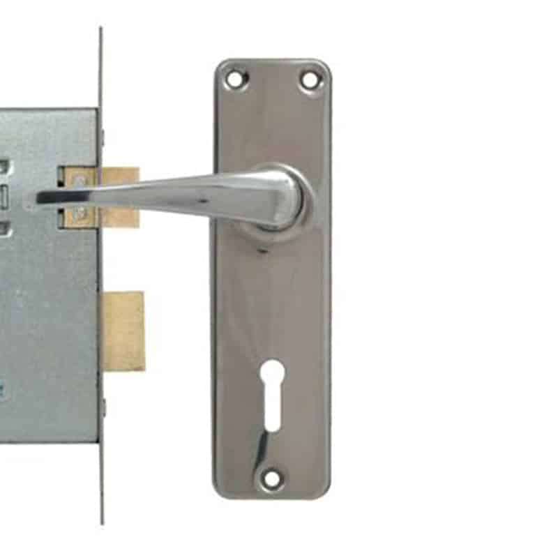 YALE Lockset Mortice 2 Lever Essential Blister