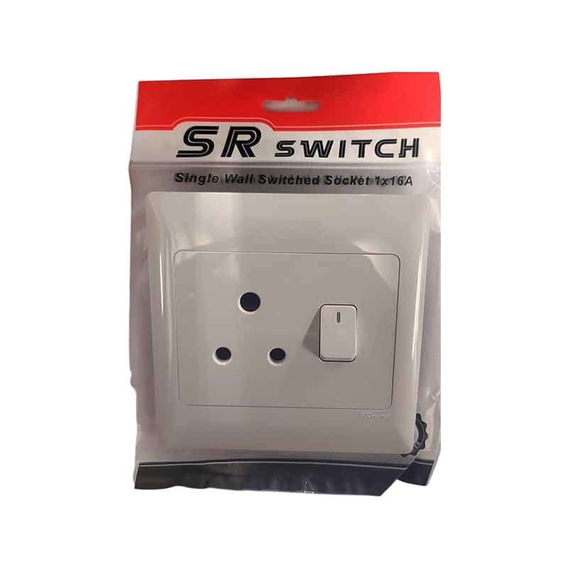 SR SWITCH Single with Socket 4 x 4