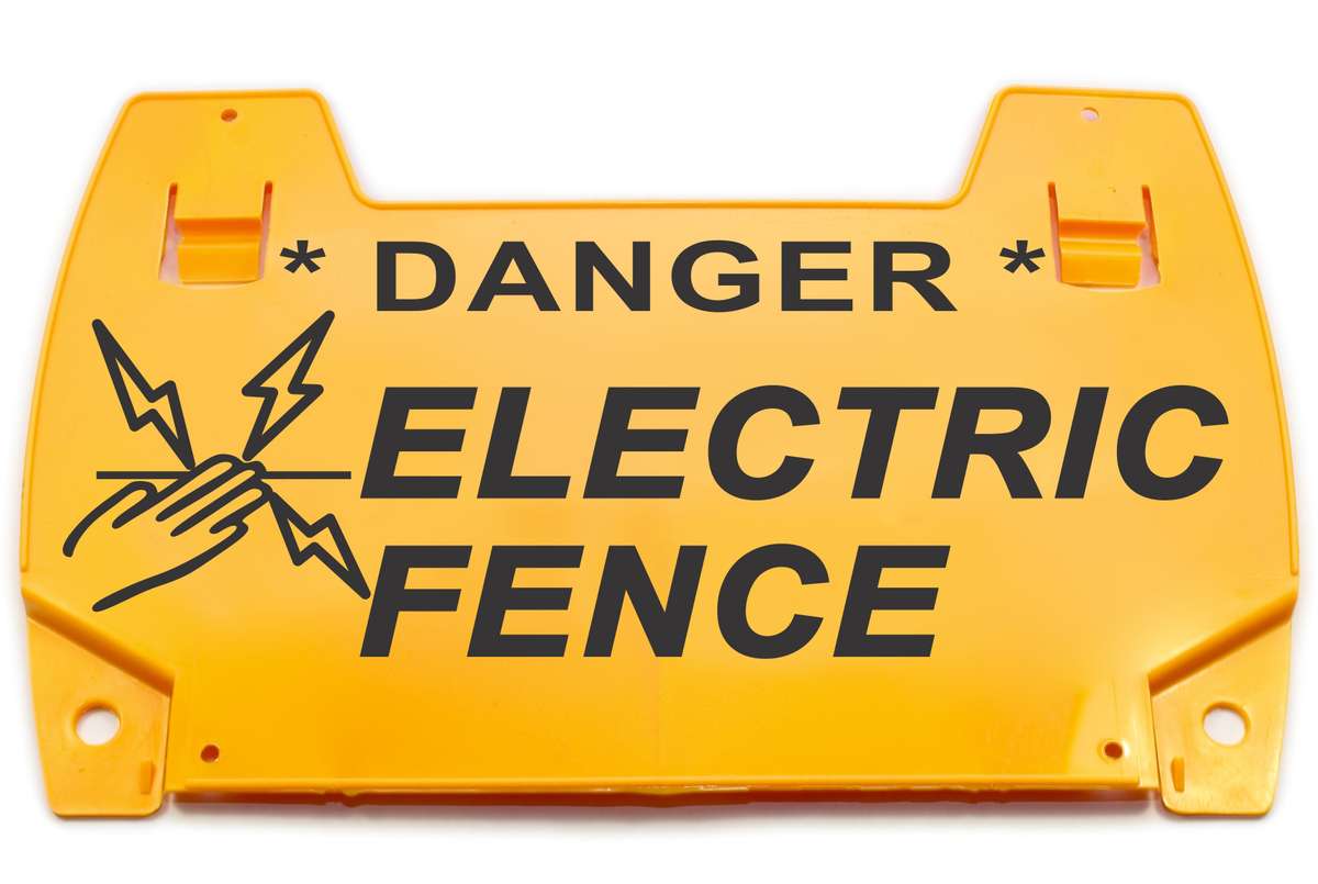 (EW35) Clip On Electric Fence Sign