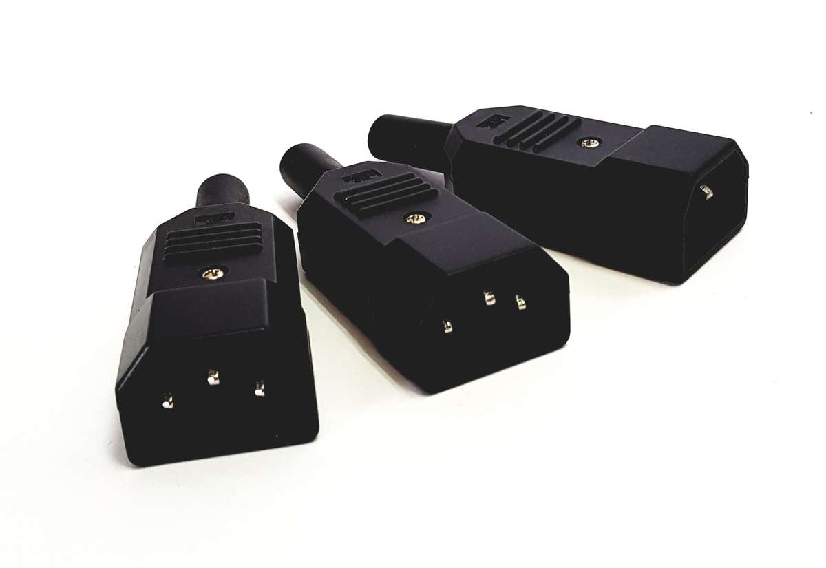 3pin KETTLE plug MALE IEC