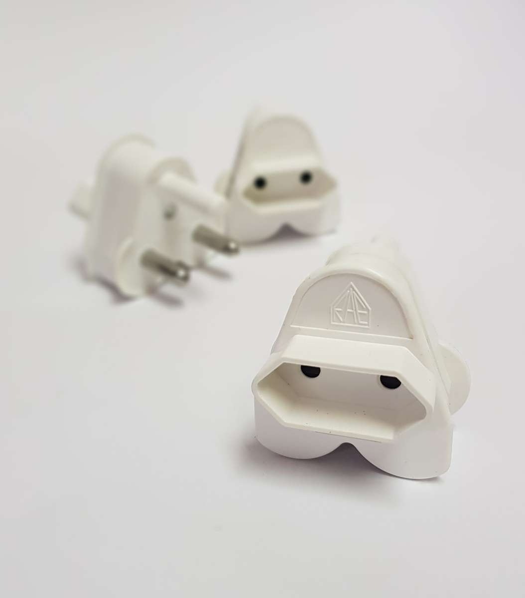 EUROMATE 2-Pin Plug Adaptor