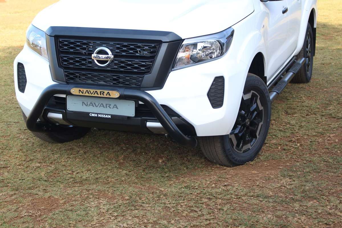 Nissan Navara nudge bar d23 facelift  BS 170047 (FREE DELIVERY)