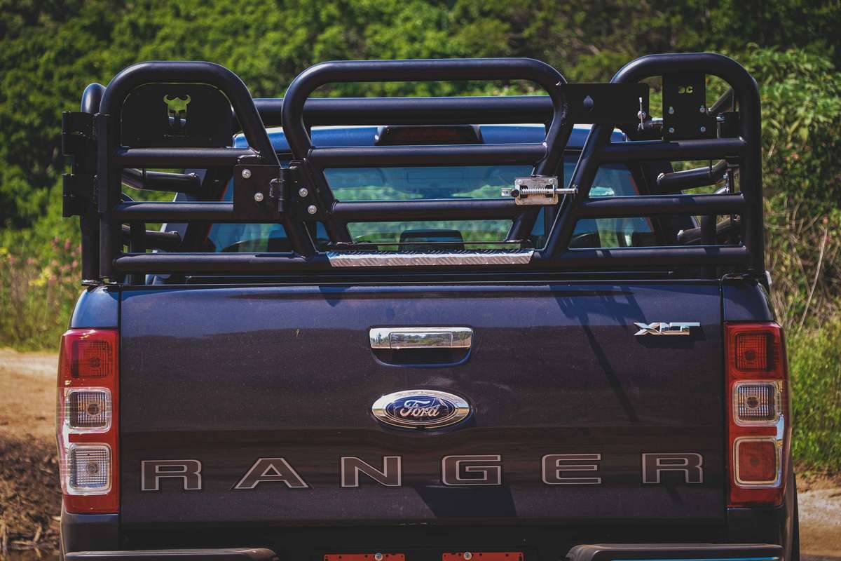 Ford Ranger Double Cab Cattle Rail Stainless steel