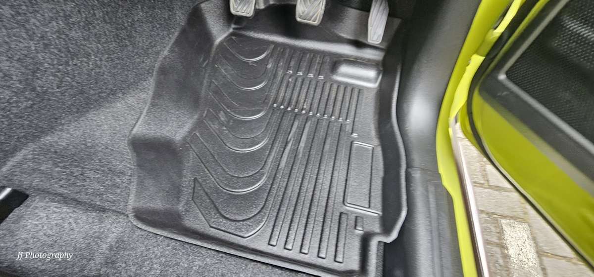 Suzuki Jimny 3 Piece moulded Mat Set Manual and Automatic 3 Door only