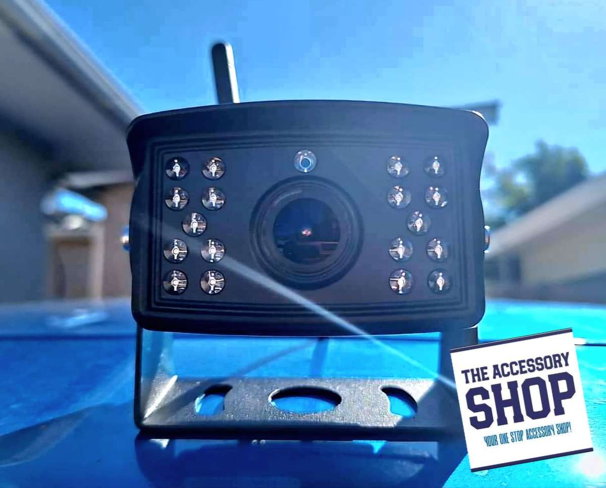 Back Up 7" Wireless WiFi Camera System with DVR Carsvan and trailer