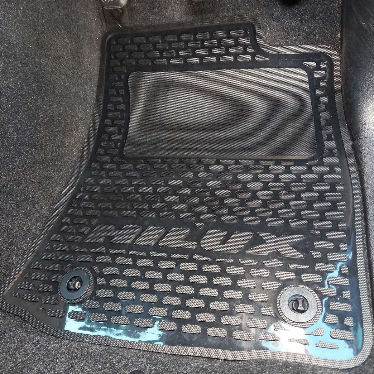 Toyota Hilux GD6 Extra Cab Interior Set