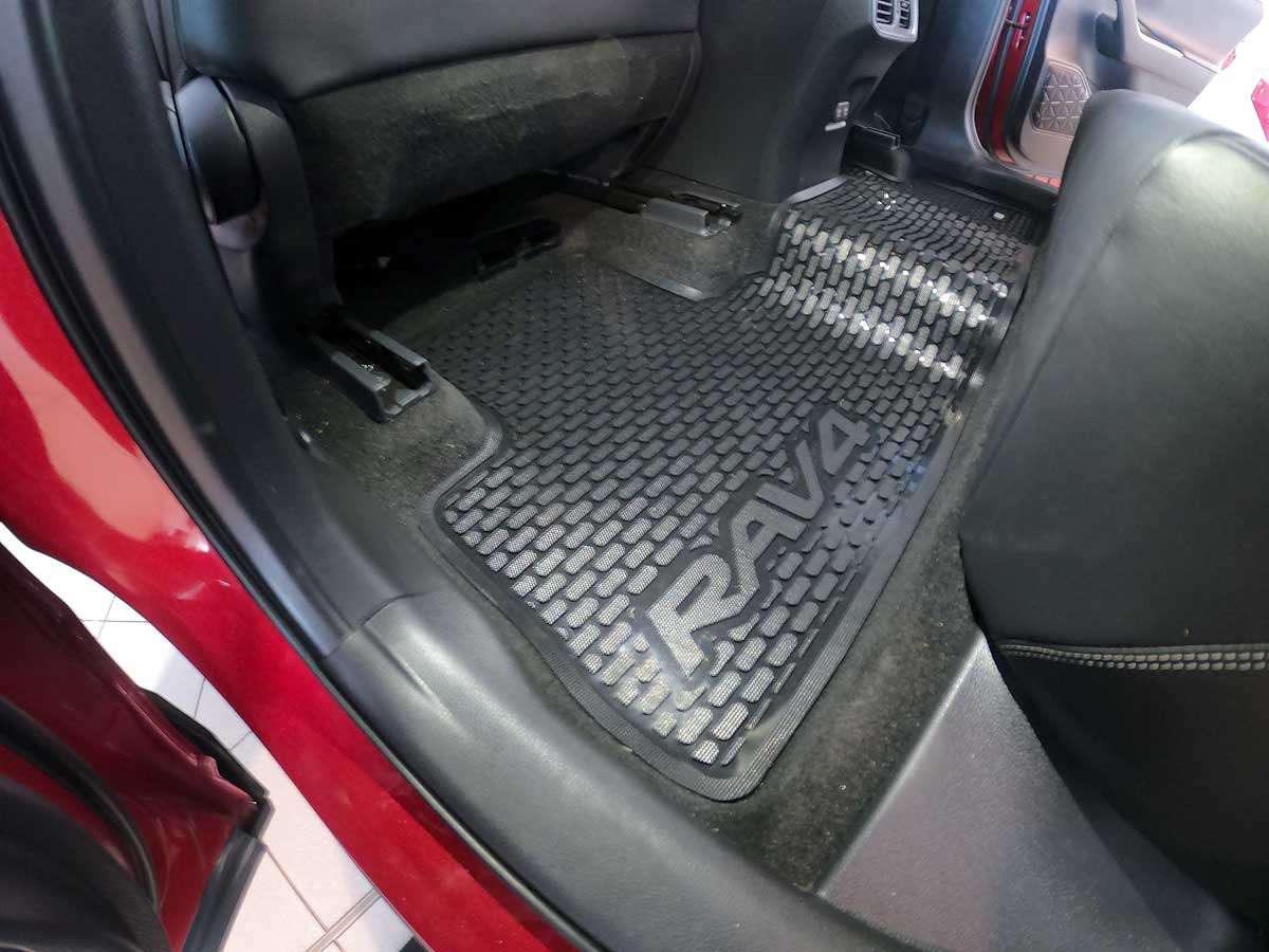 Toyota Rav 4 Interior Set