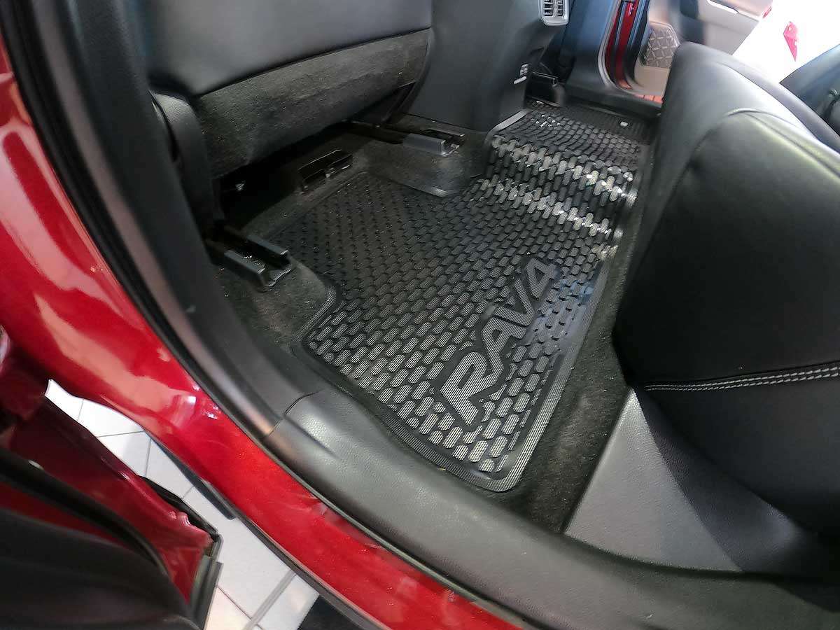Toyota Rav 4 Interior Set