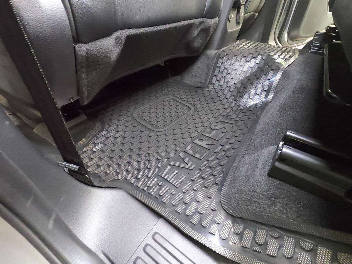 Ford Everest Interior Set