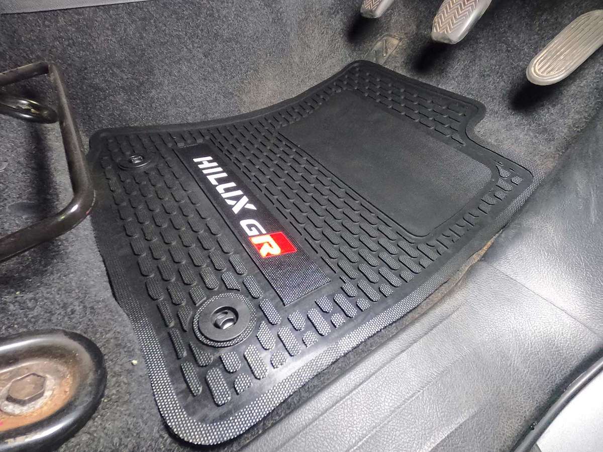 Toyota Hilux GD6 GR Single Cab Front Set