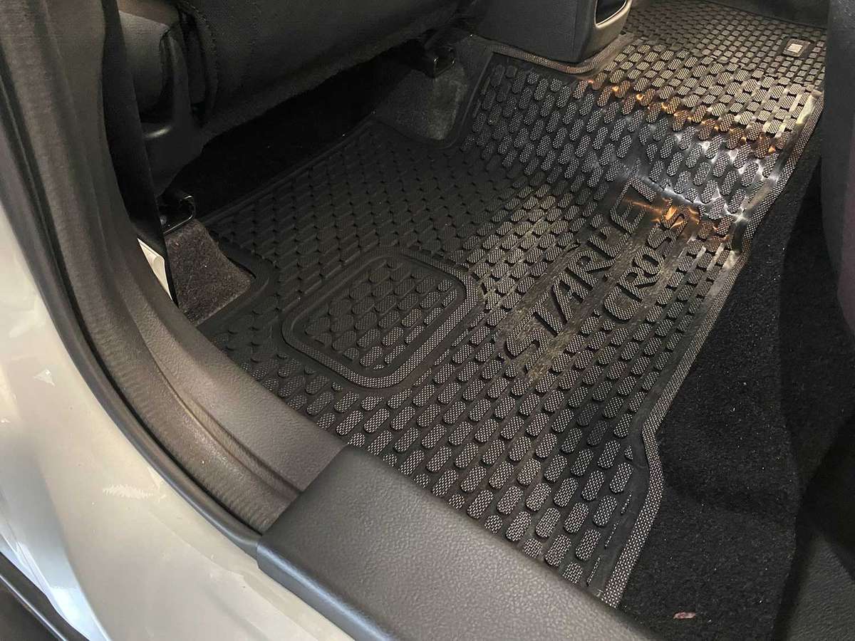 Toyota Starlet Cross Interior Set