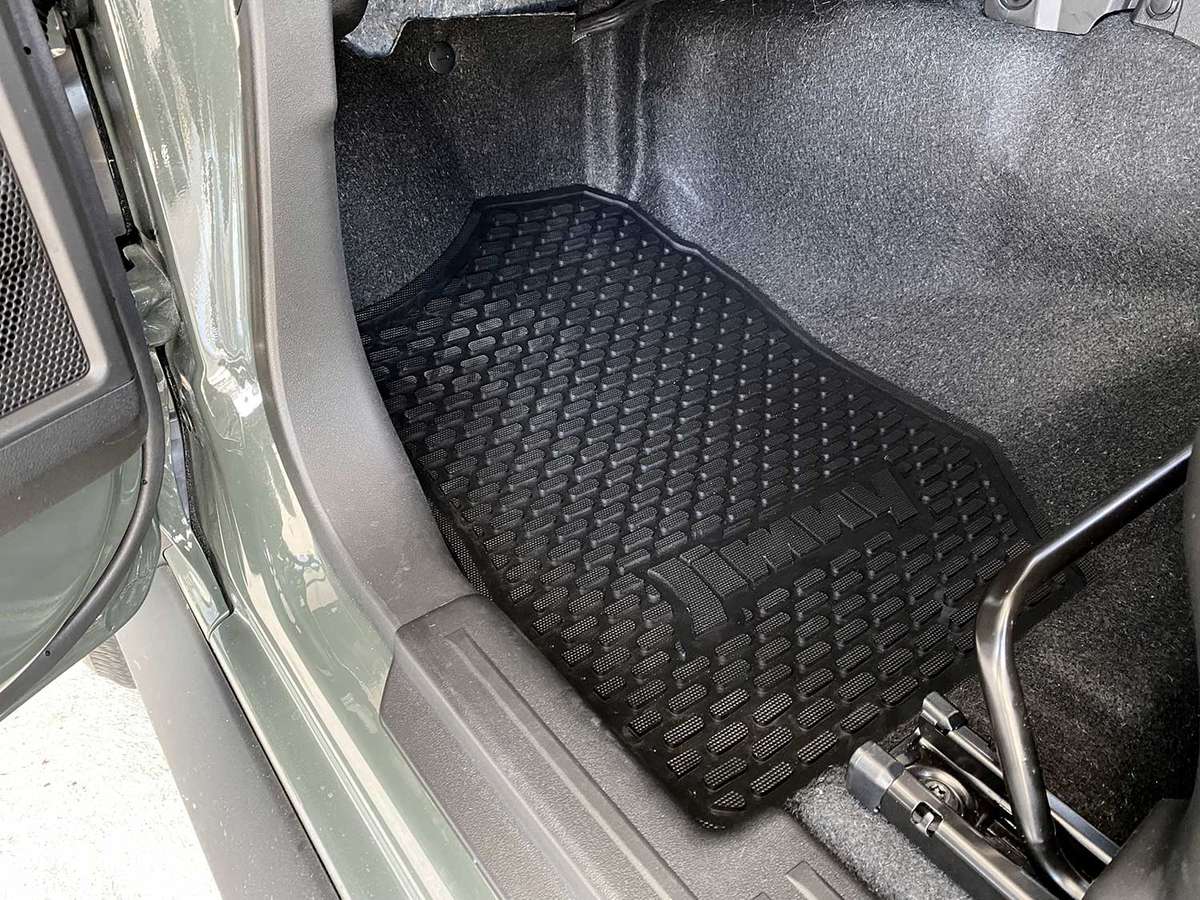 Suzuki Jimny 5 Door Interior Set