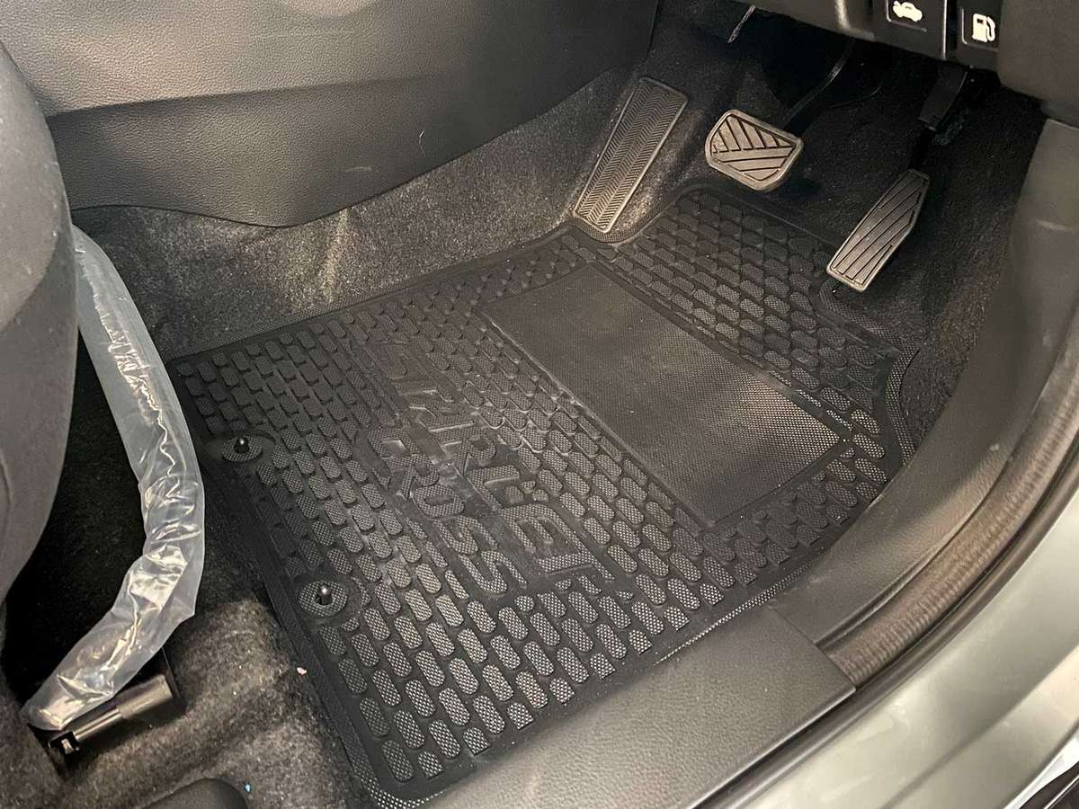 Toyota Starlet Cross Interior Set