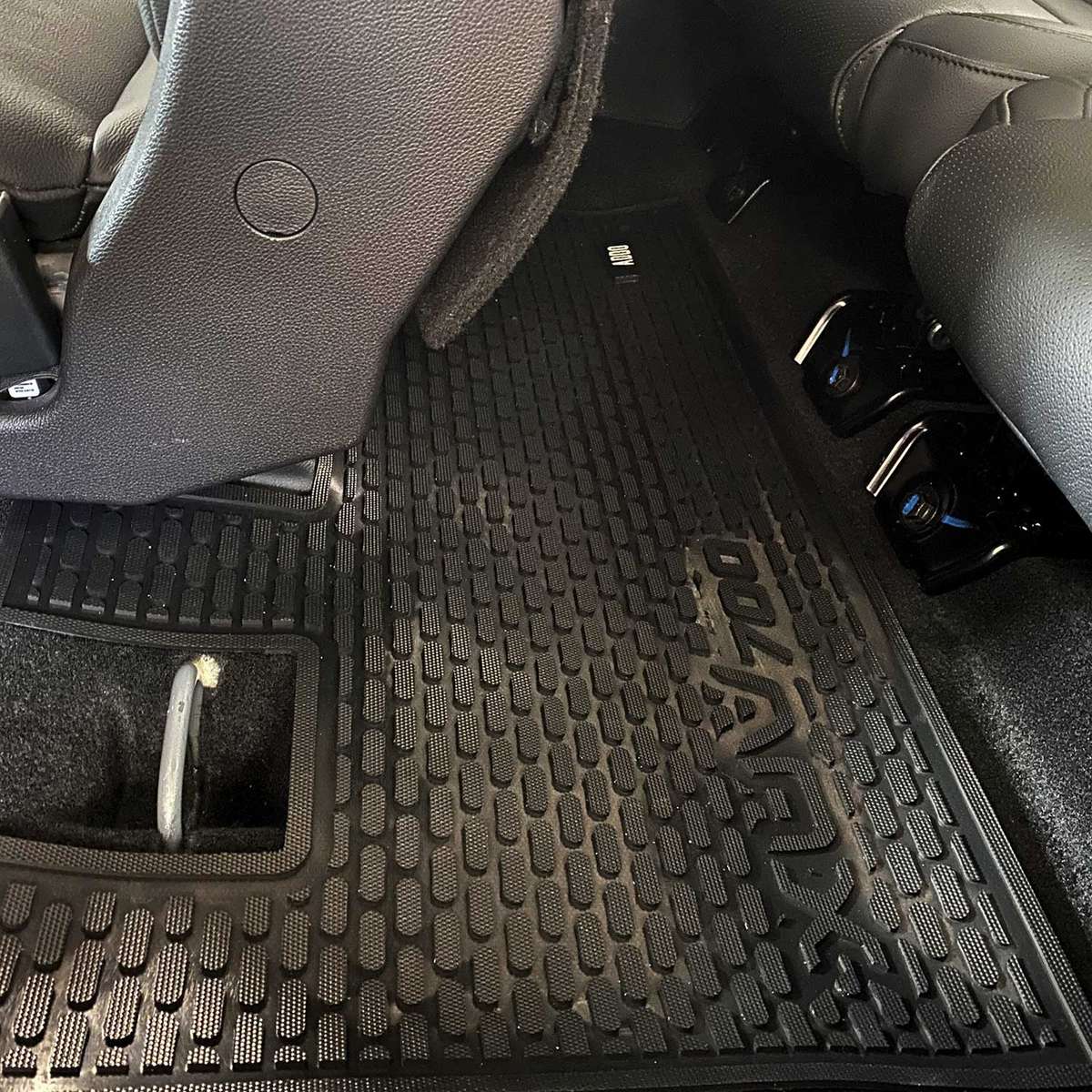XUV700 5 Seater Interior Set