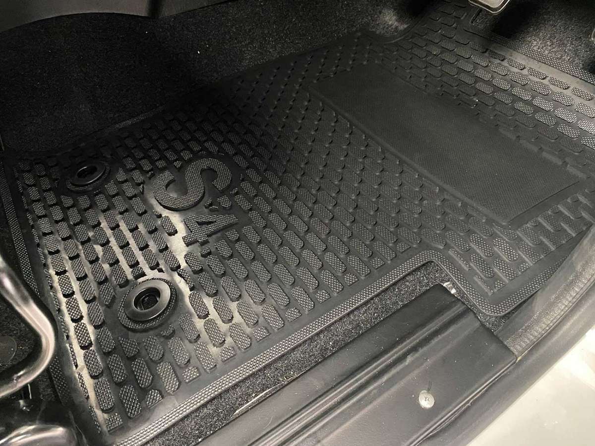 PIK UP S4 Single Cab - Front Set