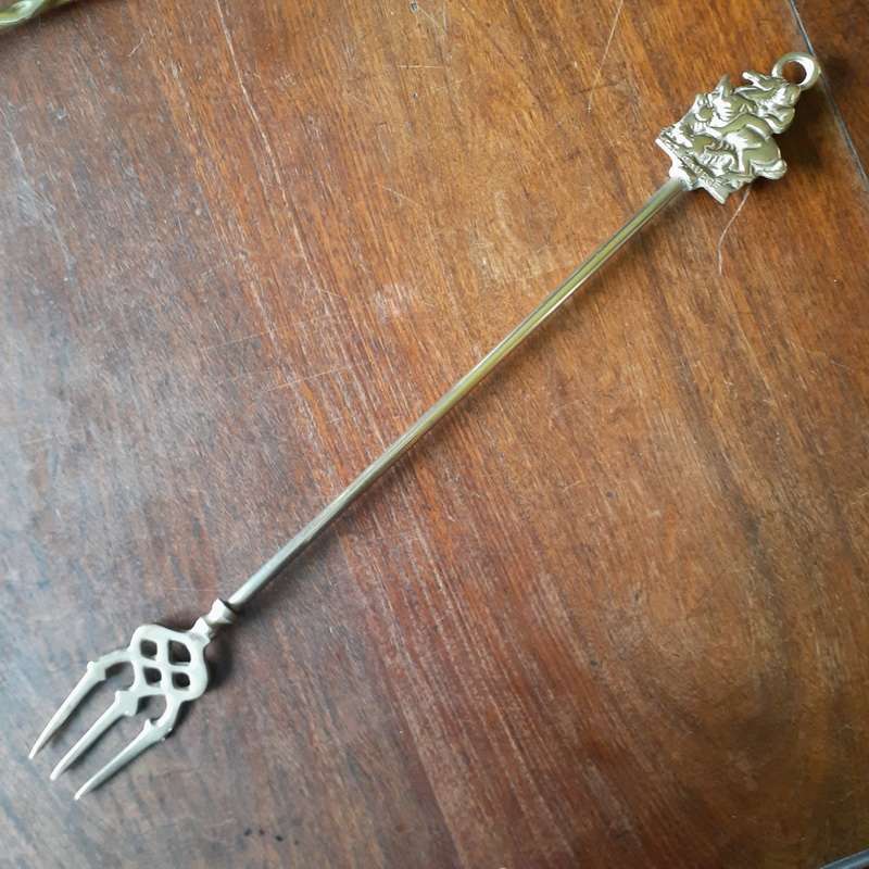 Brass toasting fork, England, Horse, St George and dragon