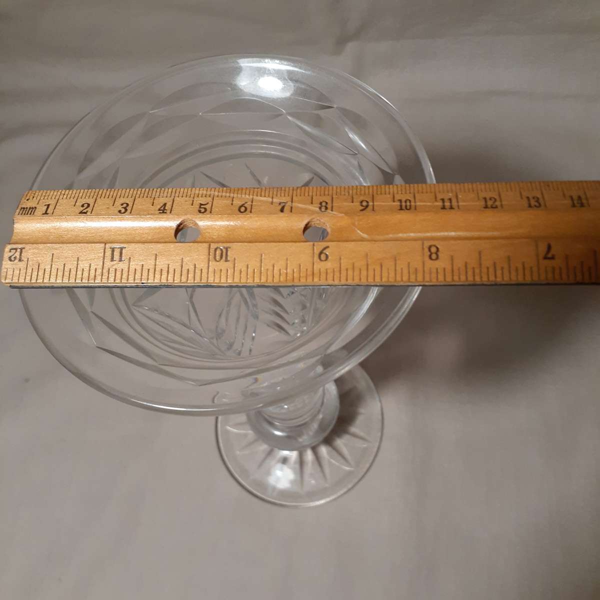 Lead Crystal hand cut glass vase - Vintage