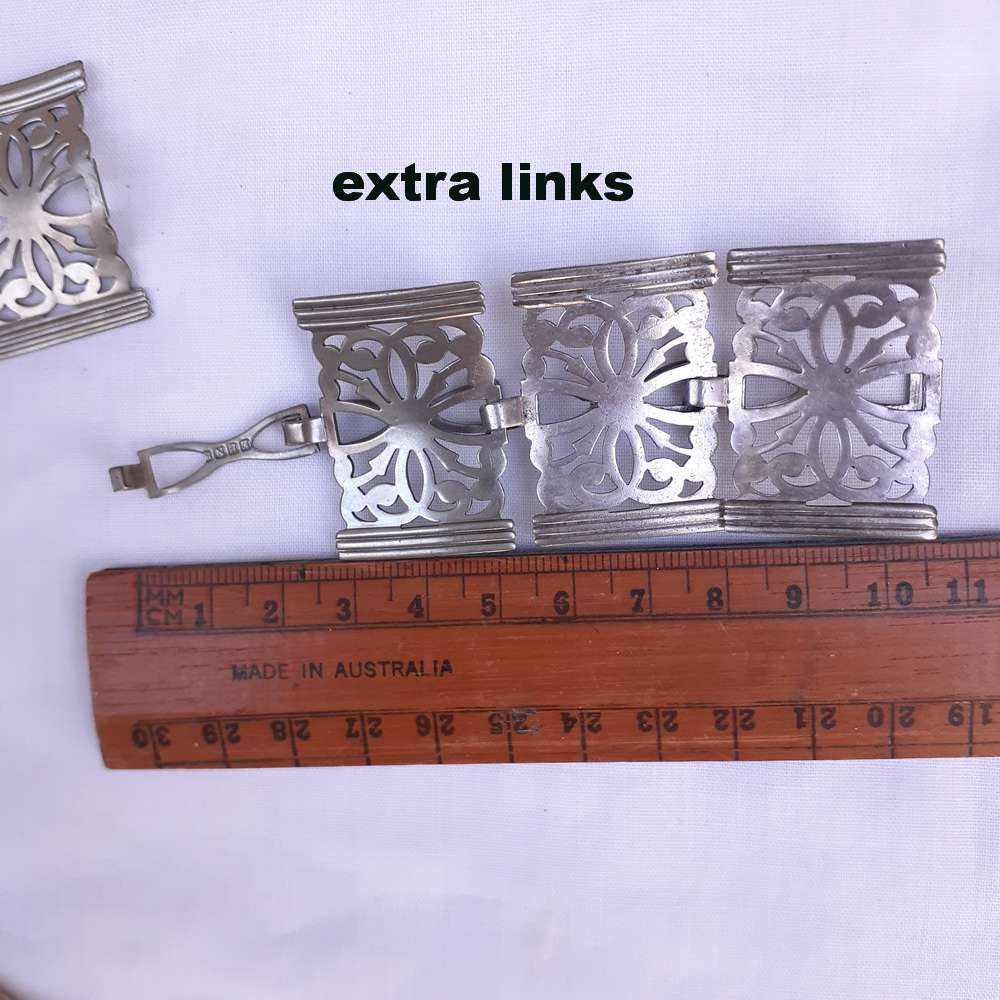 Silver metal EPNS Edwardian Belt 67 cms + 8 cms extra links