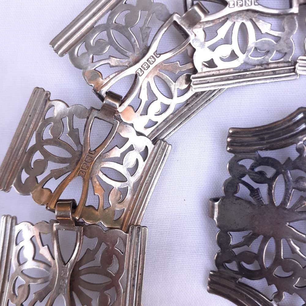 Silver metal EPNS Edwardian Belt 67 cms + 8 cms extra links