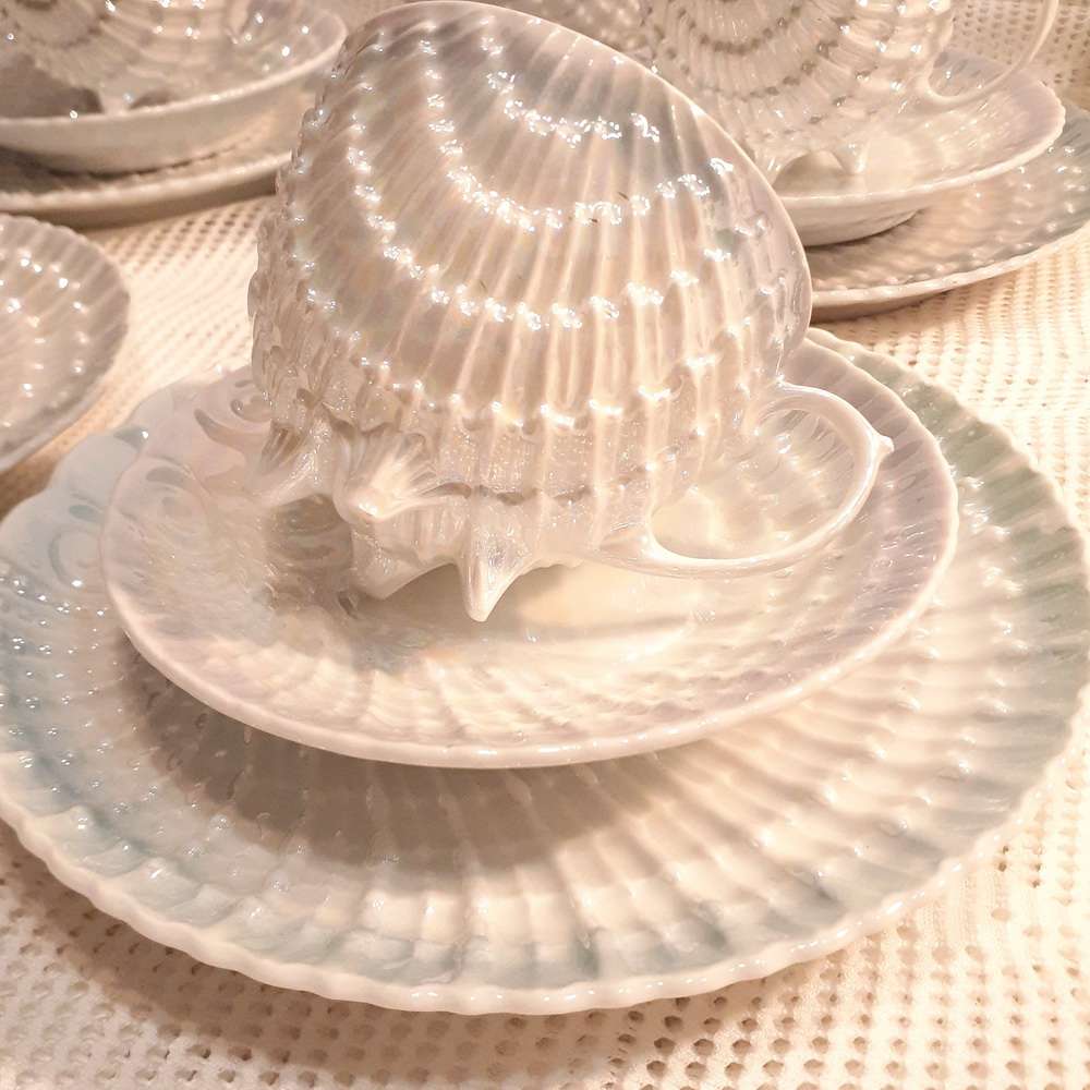 6 Bohemian tea trios - pearl lustre irridescent Victoria Austria plus 2 bowls