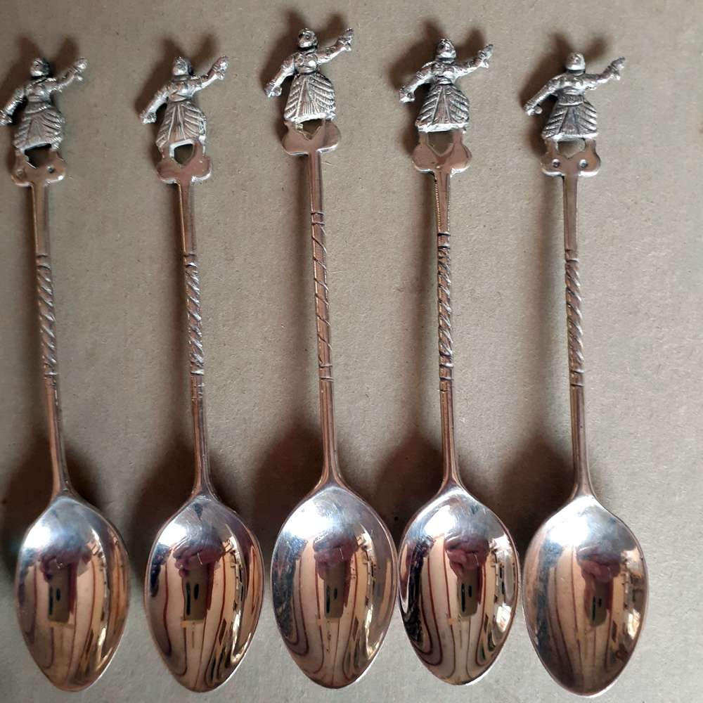 6 teaspoons Thai Bali Indonesian dancers - boxed