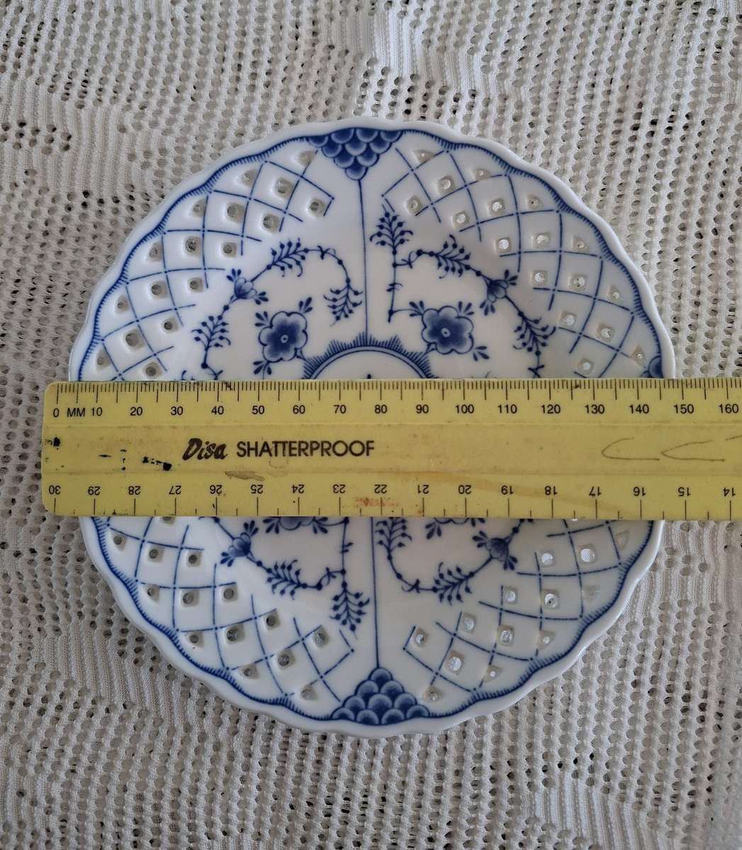 Old blue and white pierced plate 15cms dia- Maple white china
