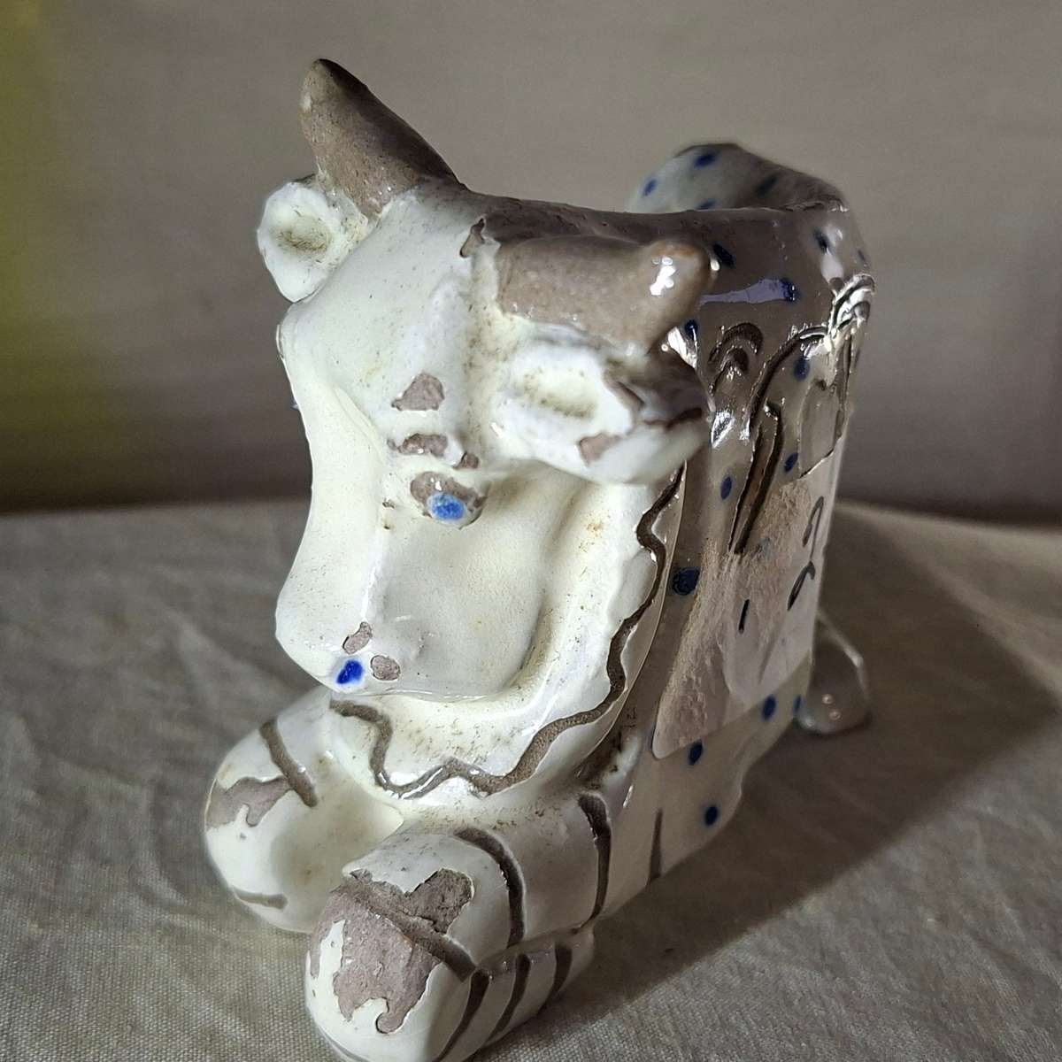 SA studio pottery Hamburgers Pottery Grahamstown - Small cow/bull