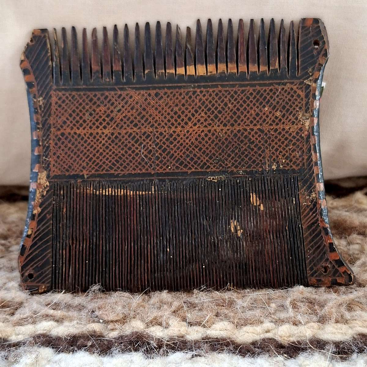 Old Persian Wooden Comb Lacquered  - antique 19th cenuary? Qajar