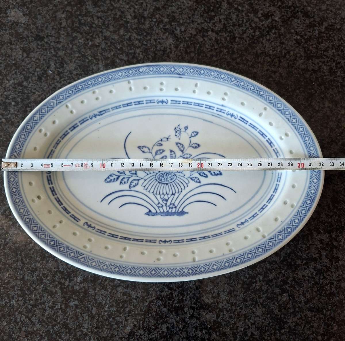 Chinese rice eye design plate platter 32 cms blue and white