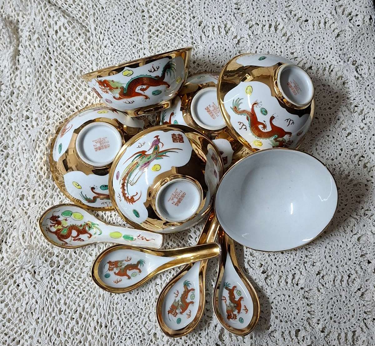 6 Chinese rice bowls - Gilded dragons and phoenix   13cms dia