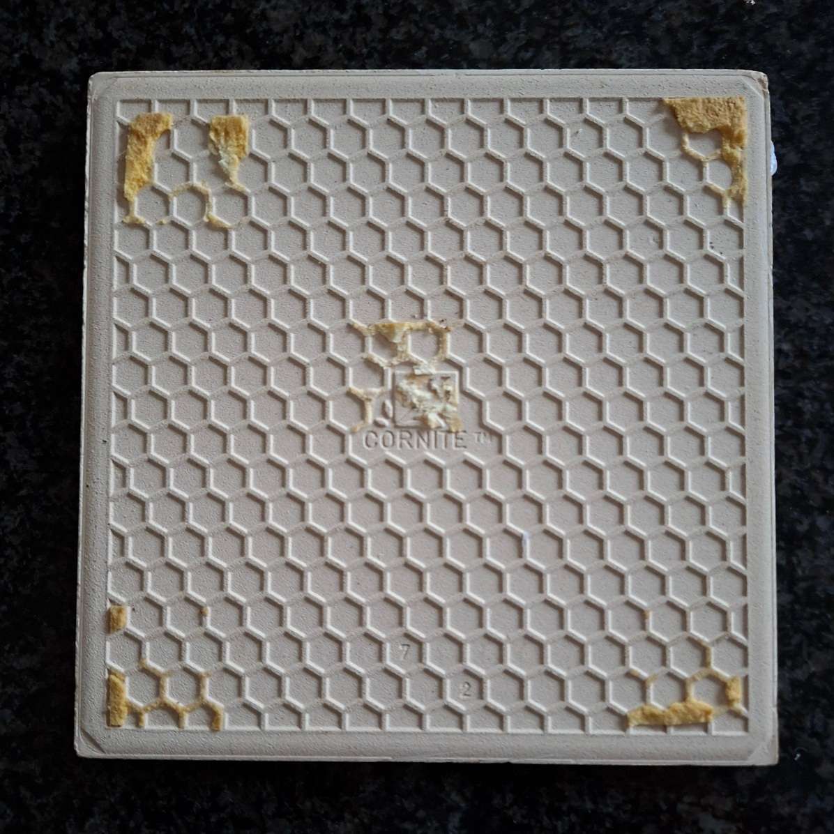 Royalty QE2 50th anniversary tile 1952 - 2002