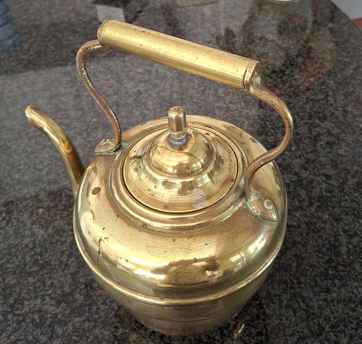 Large Brass kettle  26 tall x 24 wide